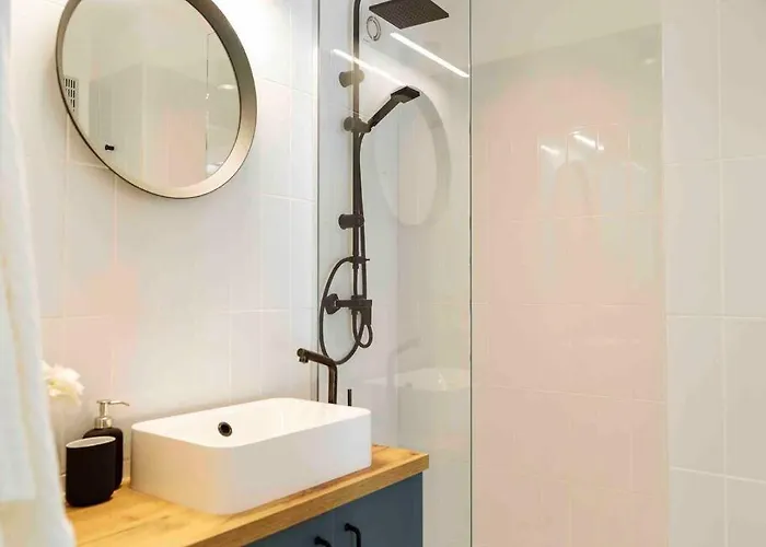 Bright 2br - Location - Balcony Lejlighed Bukarest