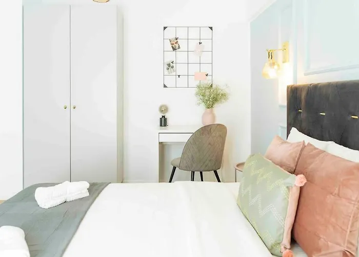 Bright 2br - Location - Balcony Bukarest