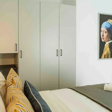 Bright 2br - Location - Balcony Bucharest