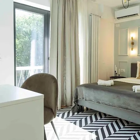 Bright 2br - Location - Balcony בוקרשט