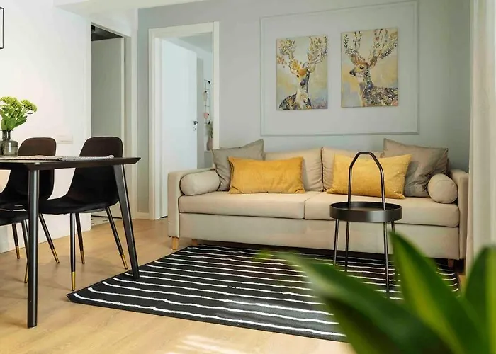 Bright 2br - Location - Balcony * Bucharest