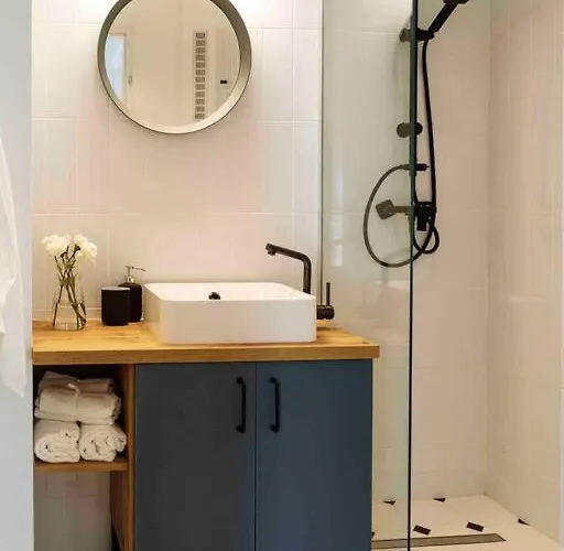 Bright 2br - Location - Balcony * בוקרשט